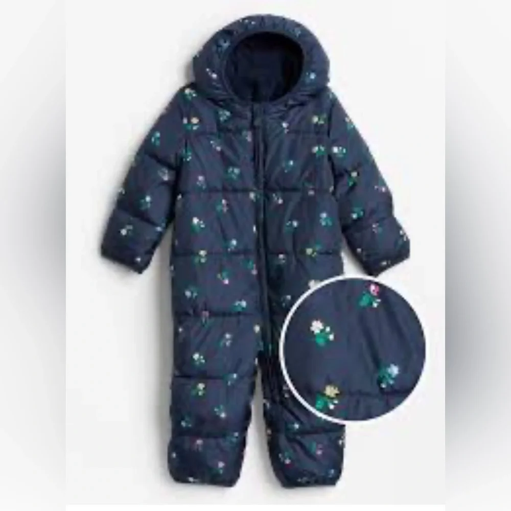 Baby Gap Floral Print Puffer Snowsuit one piece size 0-6 months